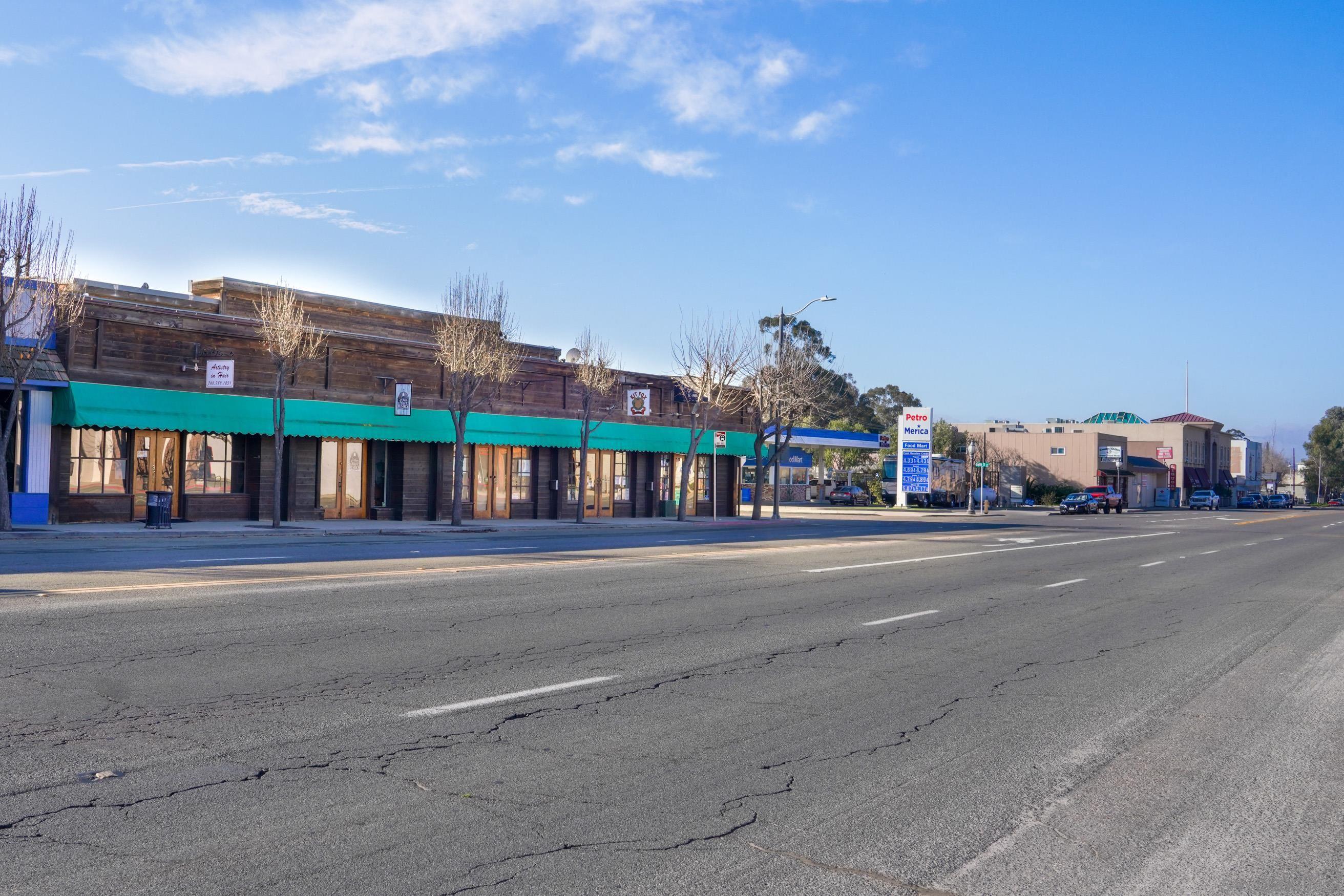 780 Main Street