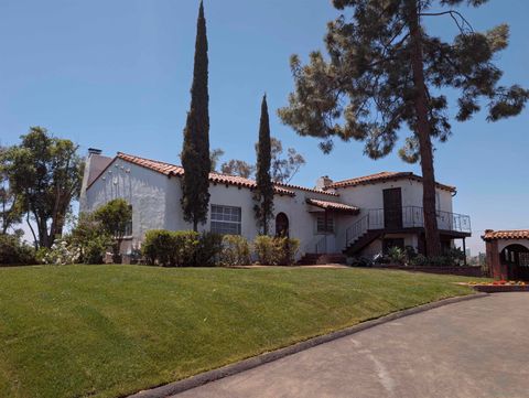700  Wakefield Ct El Cajon CA 92020