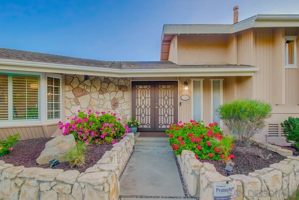 1963 Hacienda Circle