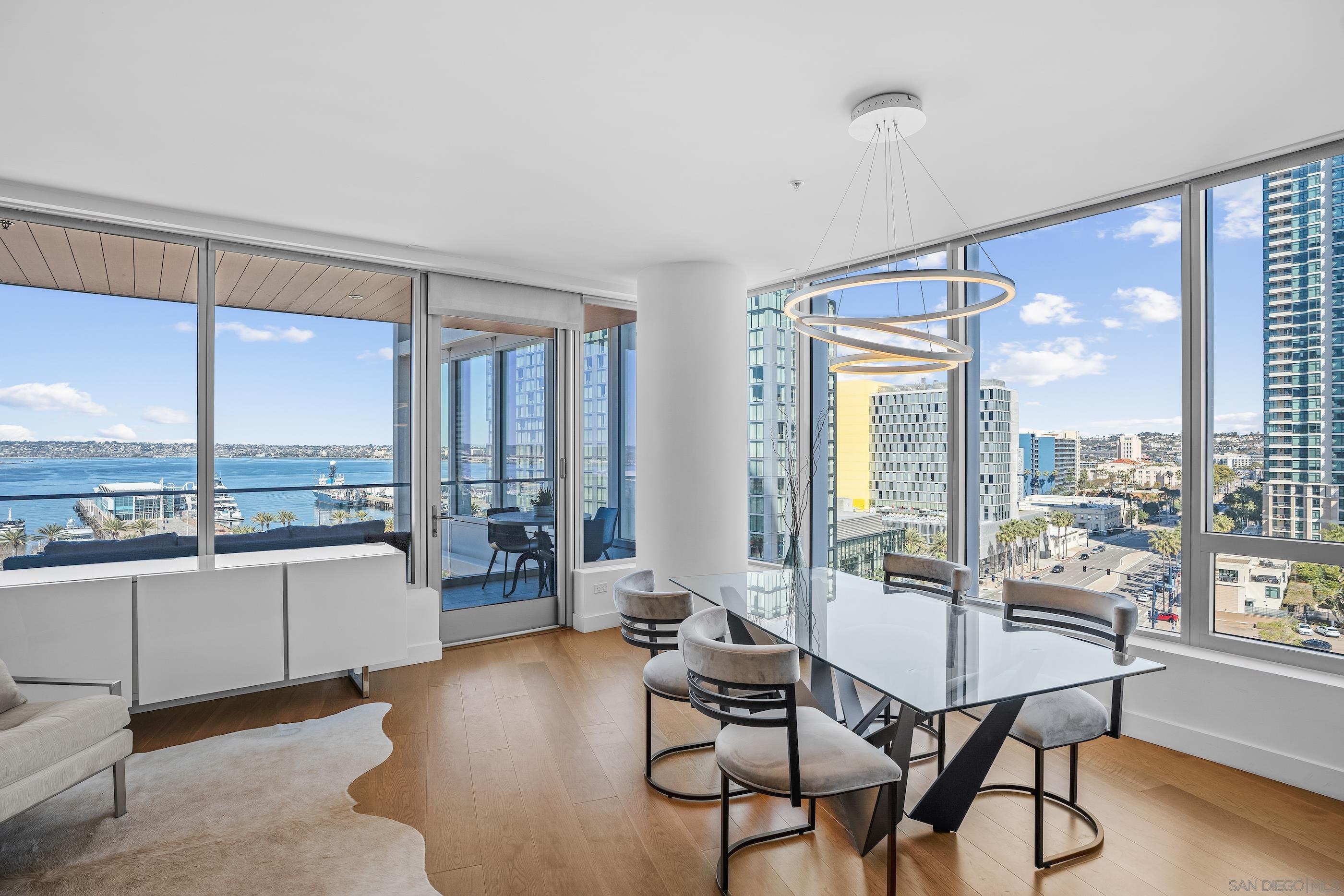 888 W E Street 1101