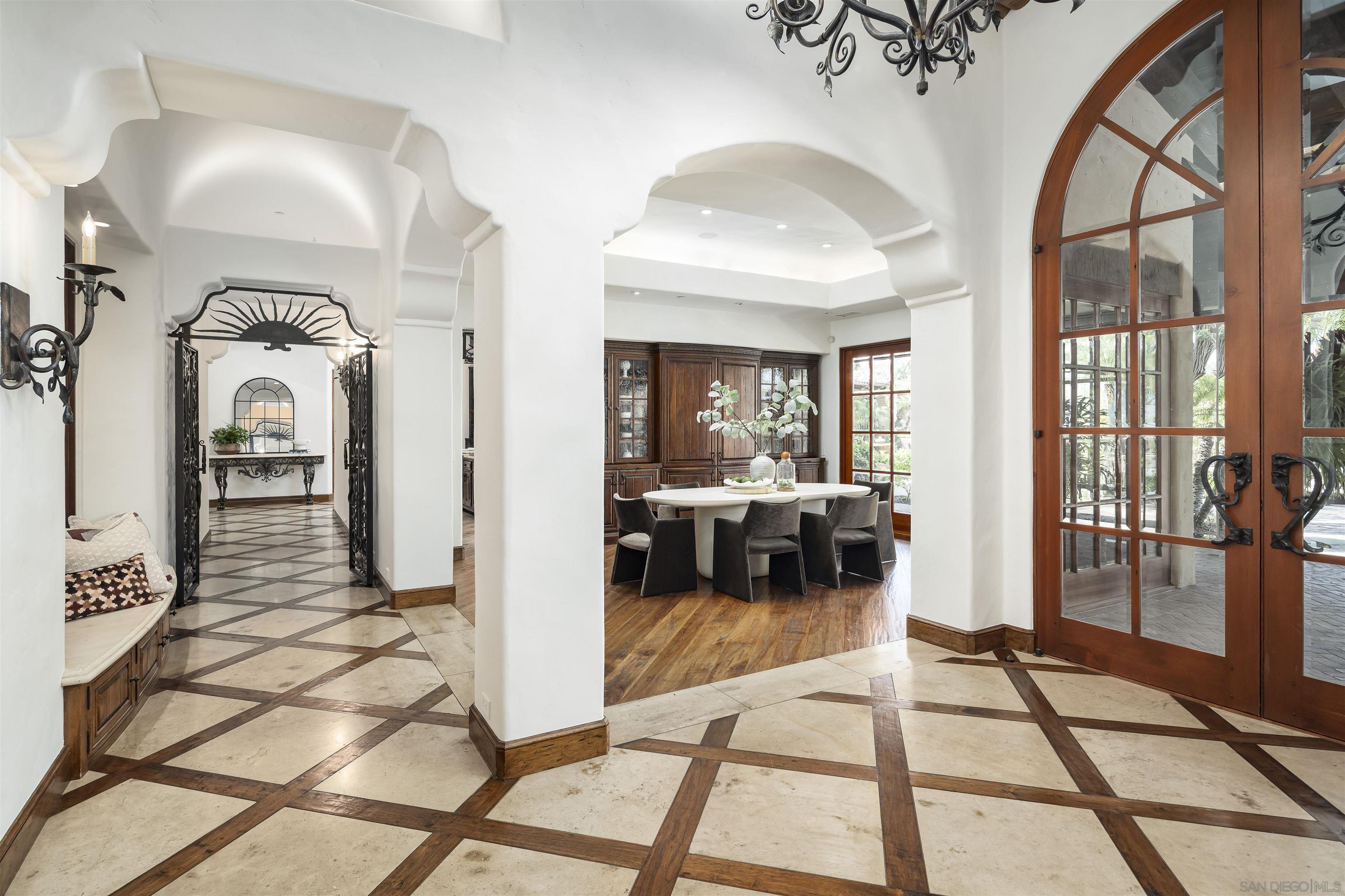 6568 La Valle Plateada