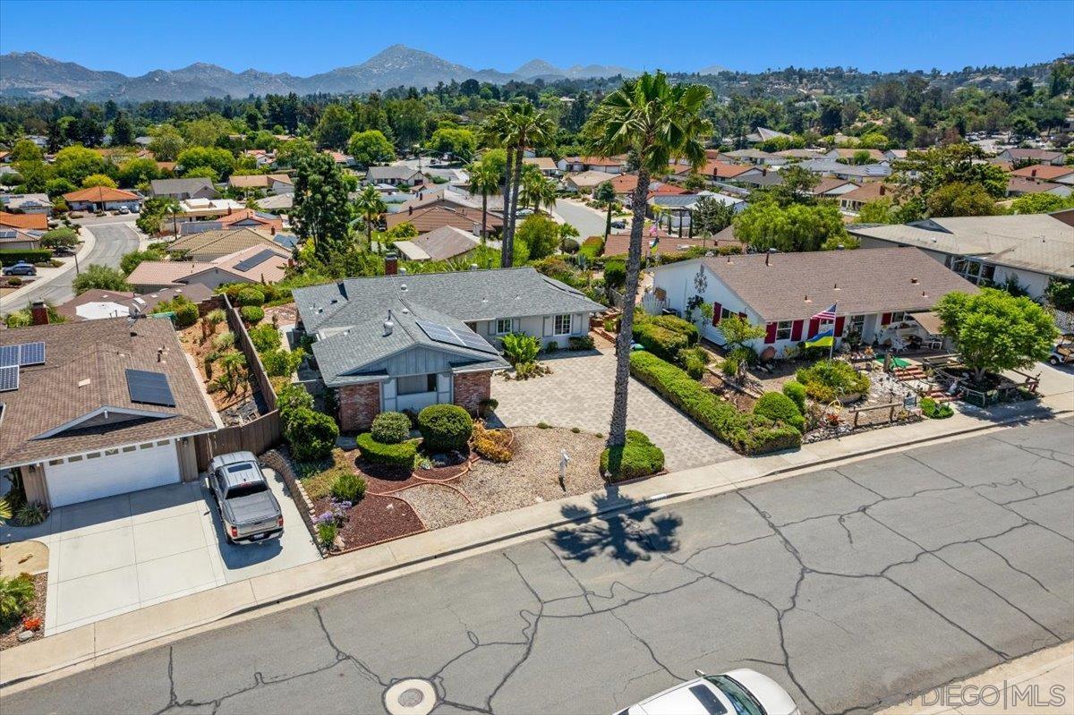 16413 Roca Dr