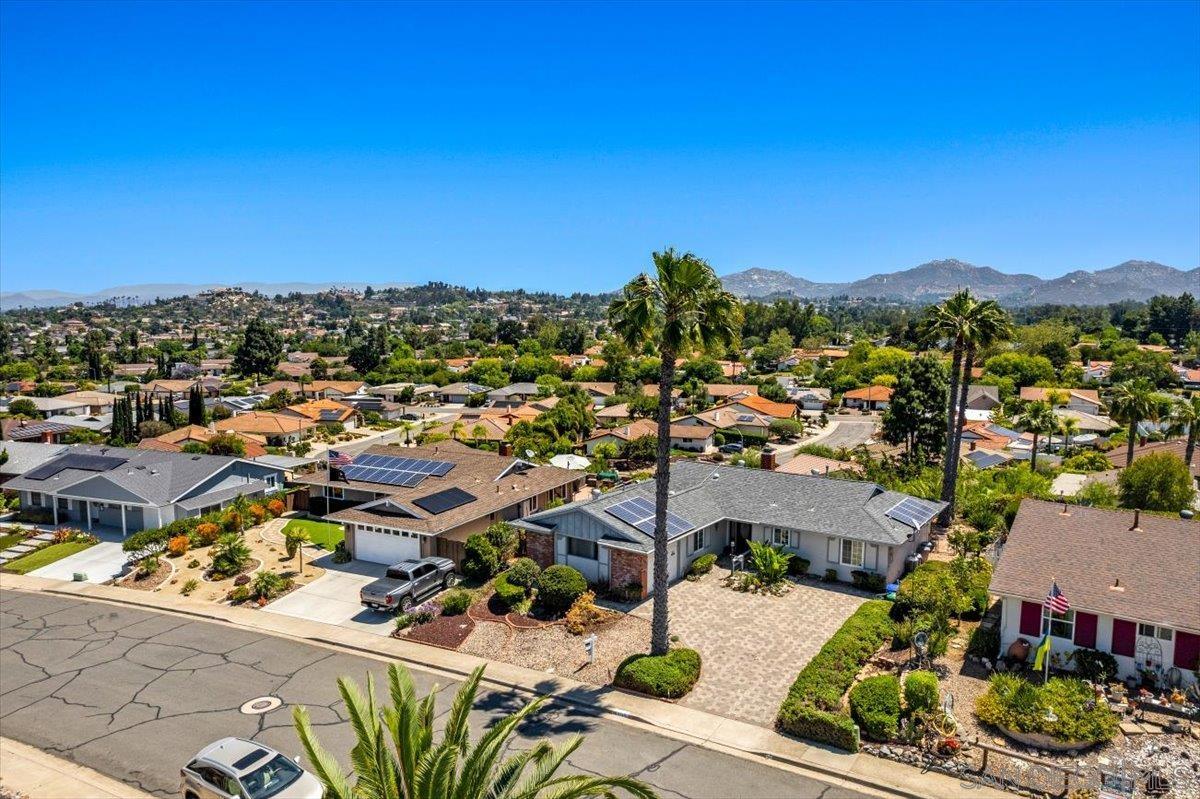 16413 Roca Dr