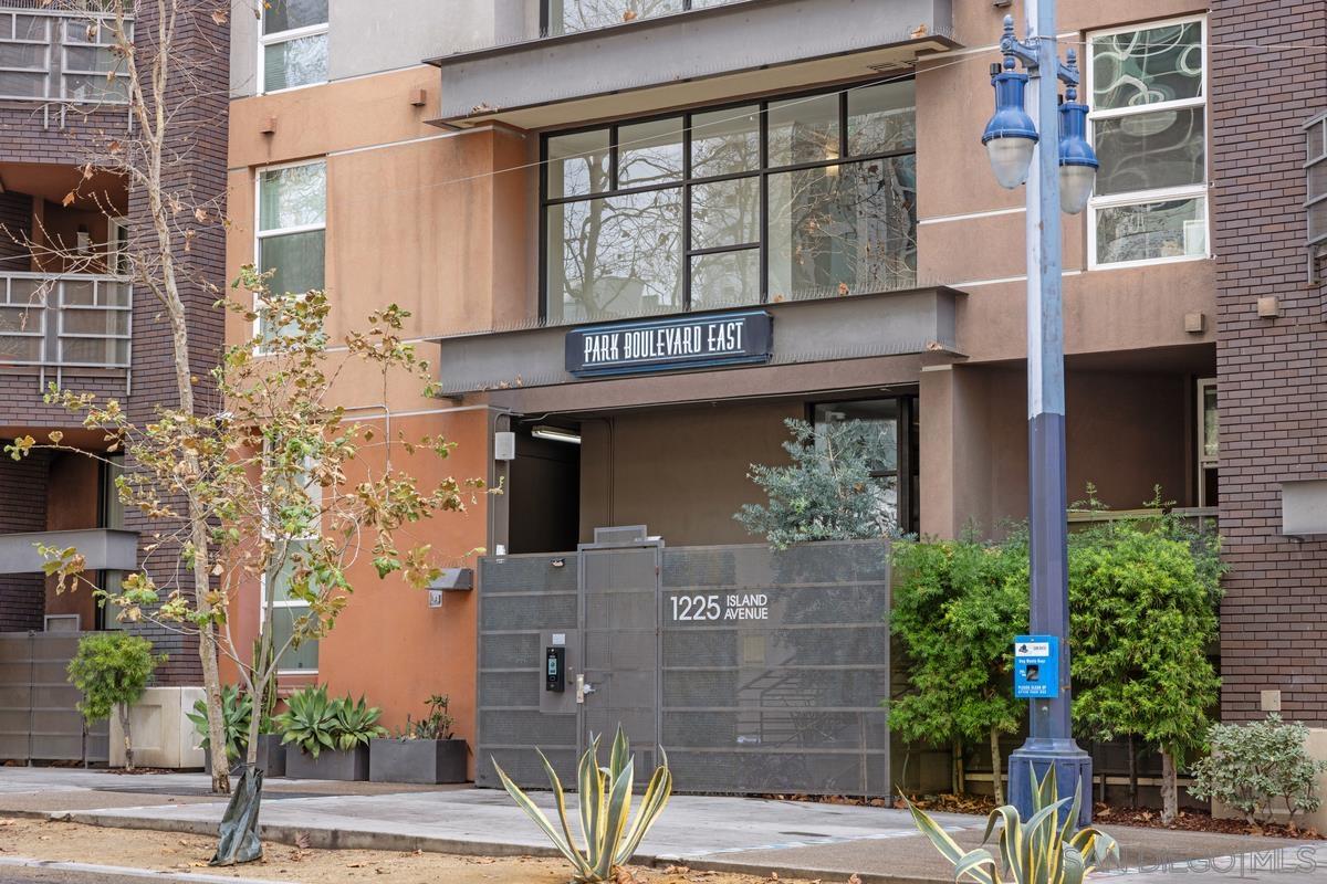 1225 ISLAND AV 213