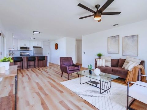 1025 Plover Way Oceanside CA 92057
