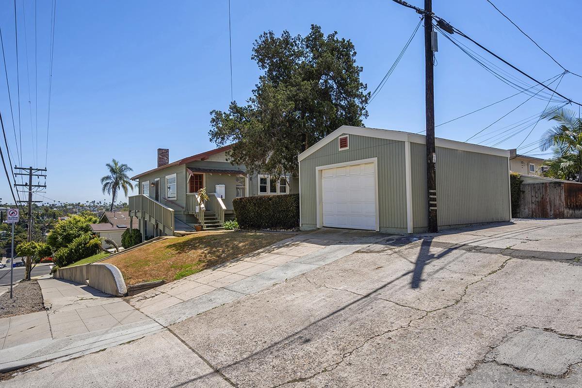 1825 Cypress Ave