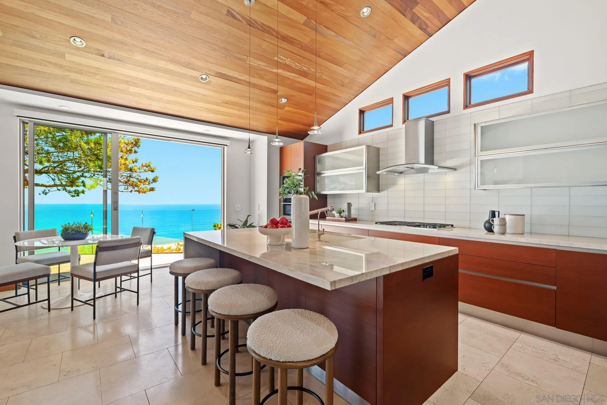 Del Mar, California 92014, United States, 4 Bedrooms Bedrooms, ,5 BathroomsBathrooms,Residential,Active,157088