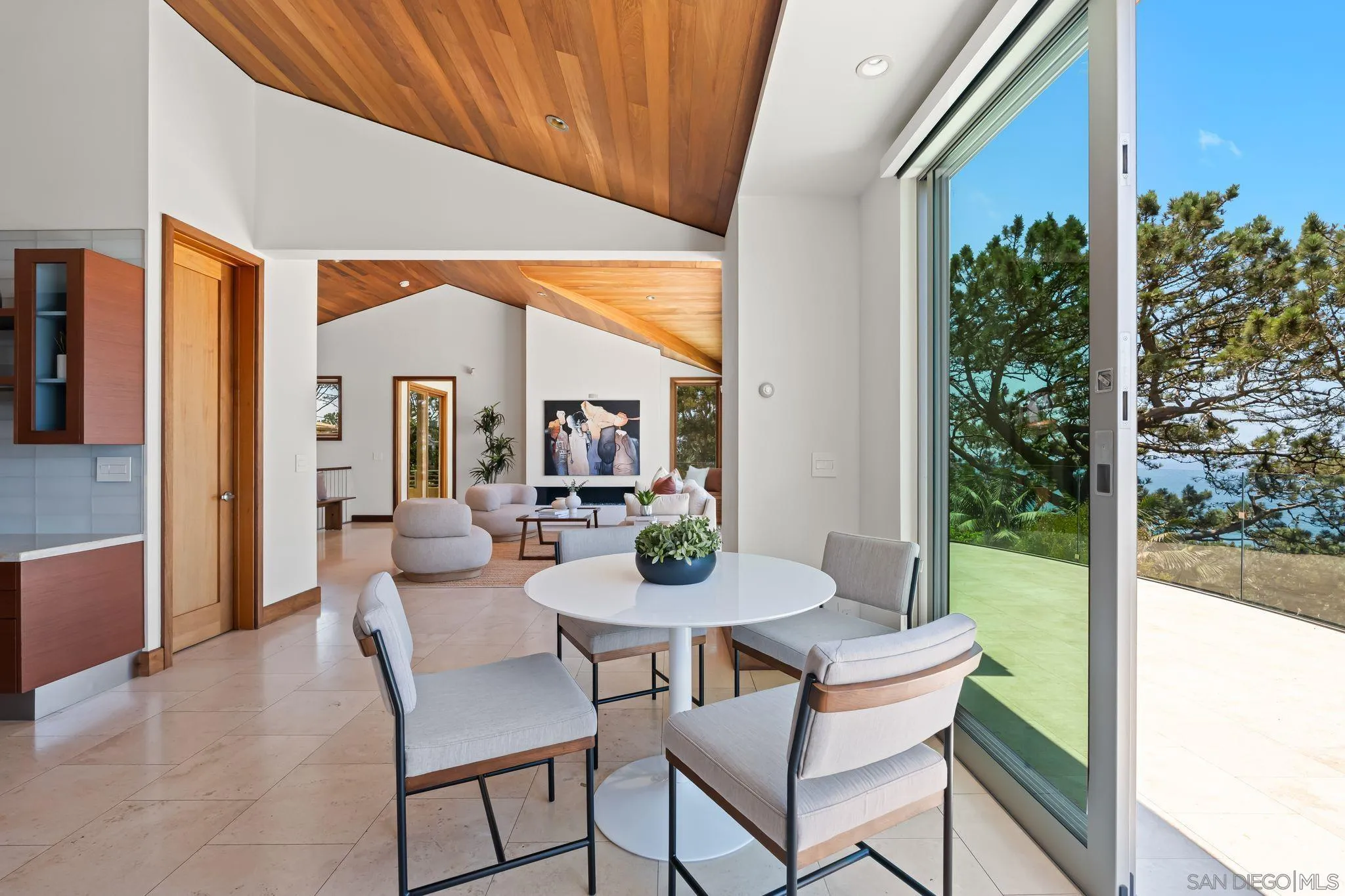 Del Mar, California 92014, United States, 4 Bedrooms Bedrooms, ,5 BathroomsBathrooms,Residential,Active,157088