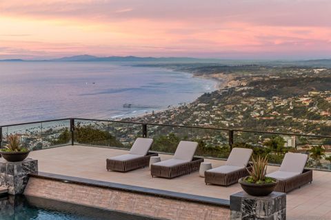 2082  Via Casa Alta La Jolla CA 92037
