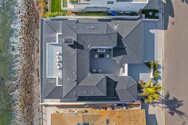 La Jolla, California 92037, United States, 4 Bedrooms Bedrooms, ,5 BathroomsBathrooms,Residential,Active,41438