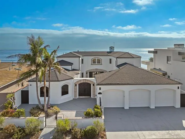 La Jolla, California 92037, United States, 4 Bedrooms Bedrooms, ,5 BathroomsBathrooms,Residential,Active,41438