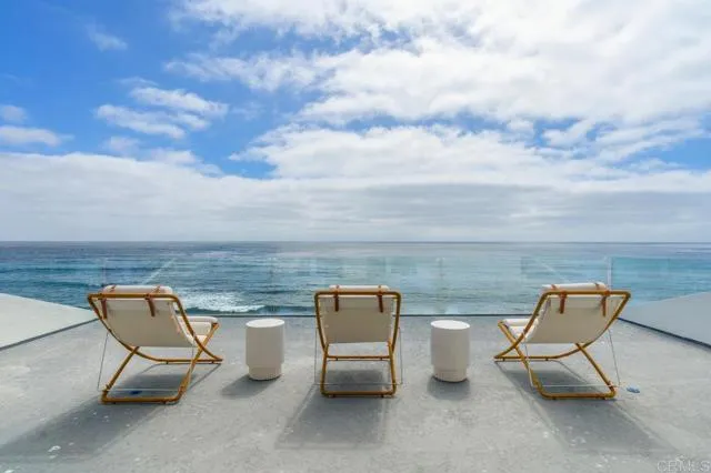 La Jolla, California 92037, United States, 4 Bedrooms Bedrooms, ,5 BathroomsBathrooms,Residential,Active,41438