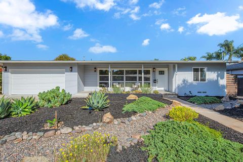 Single Family Residence in La Mesa CA 6335 Southern Rd.jpg