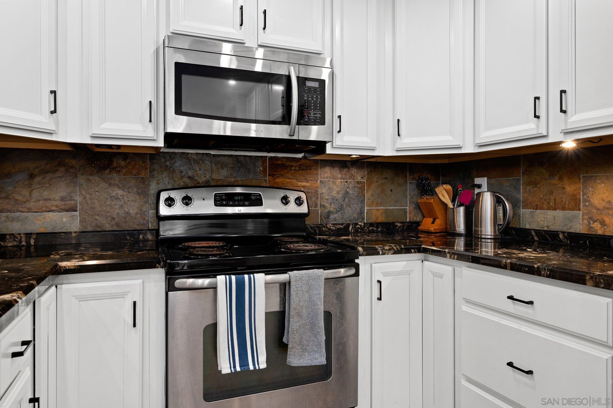 3965 Hortensia St D2