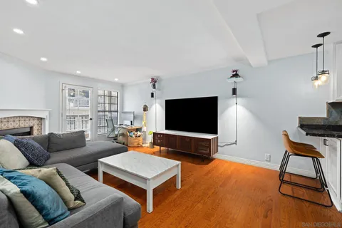 MLS: 250025357