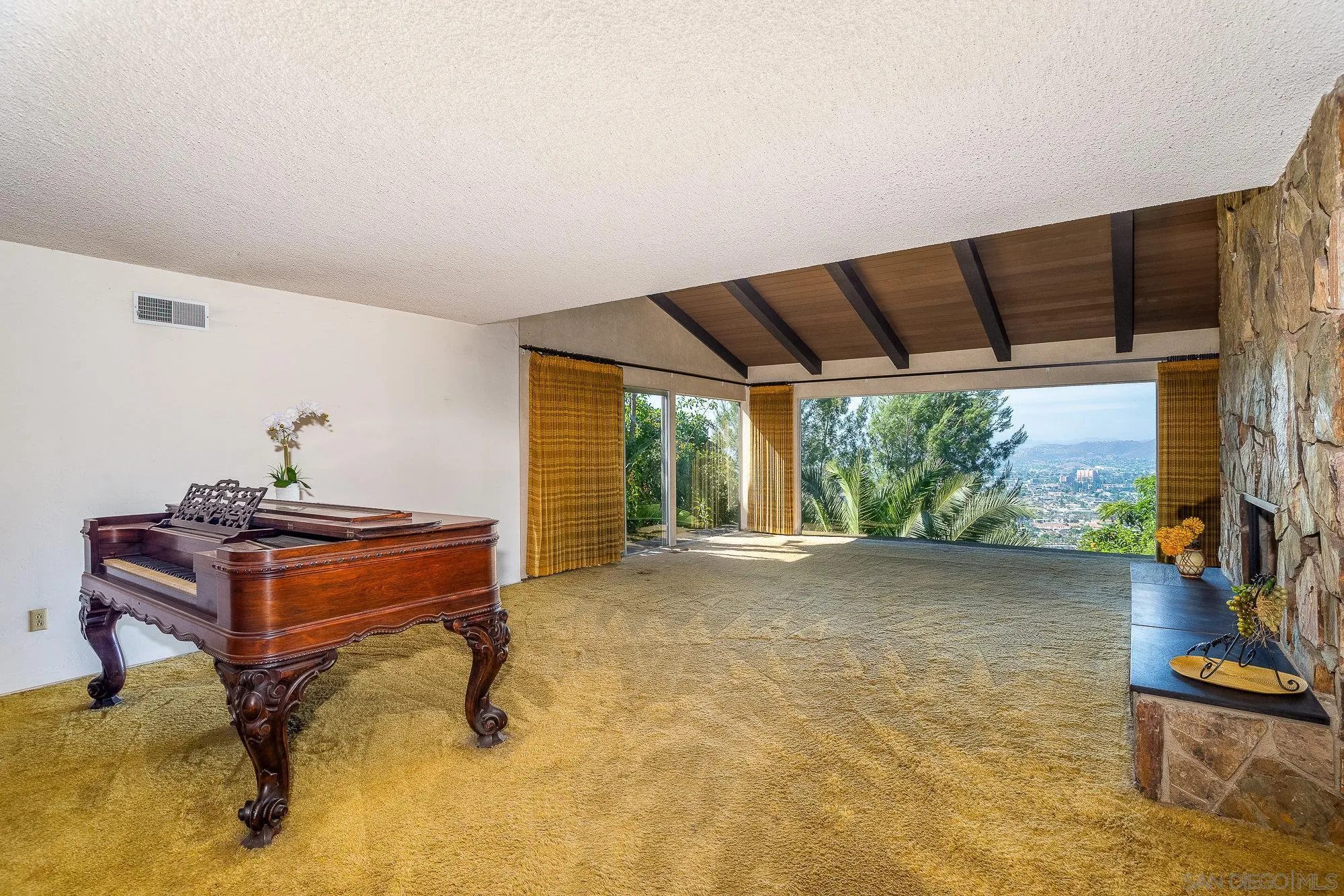 La Mesa, California 91941, United States, 2 Bedrooms Bedrooms, ,2 BathroomsBathrooms,Residential,Active,159796