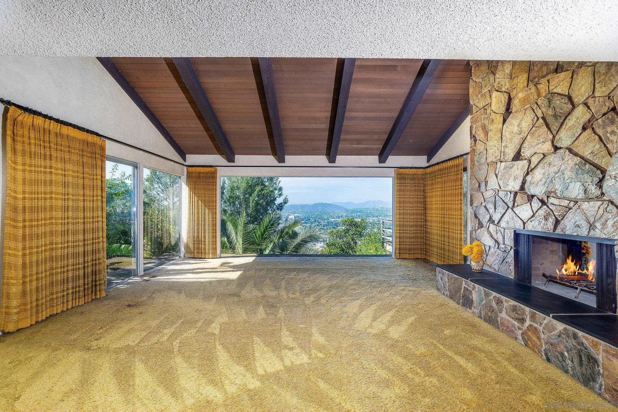 La Mesa, California 91941, United States, 2 Bedrooms Bedrooms, ,2 BathroomsBathrooms,Residential,Active,159796