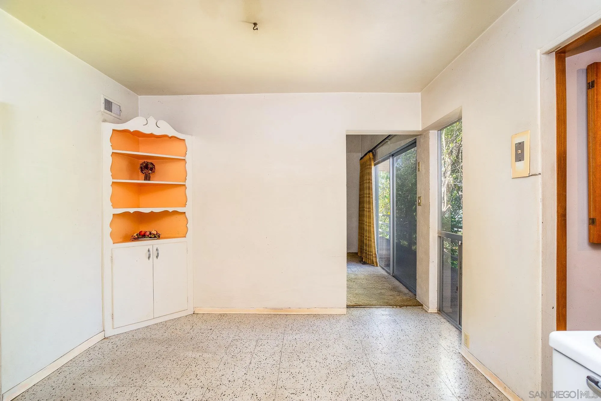 La Mesa, California 91941, United States, 2 Bedrooms Bedrooms, ,2 BathroomsBathrooms,Residential,Active,159796