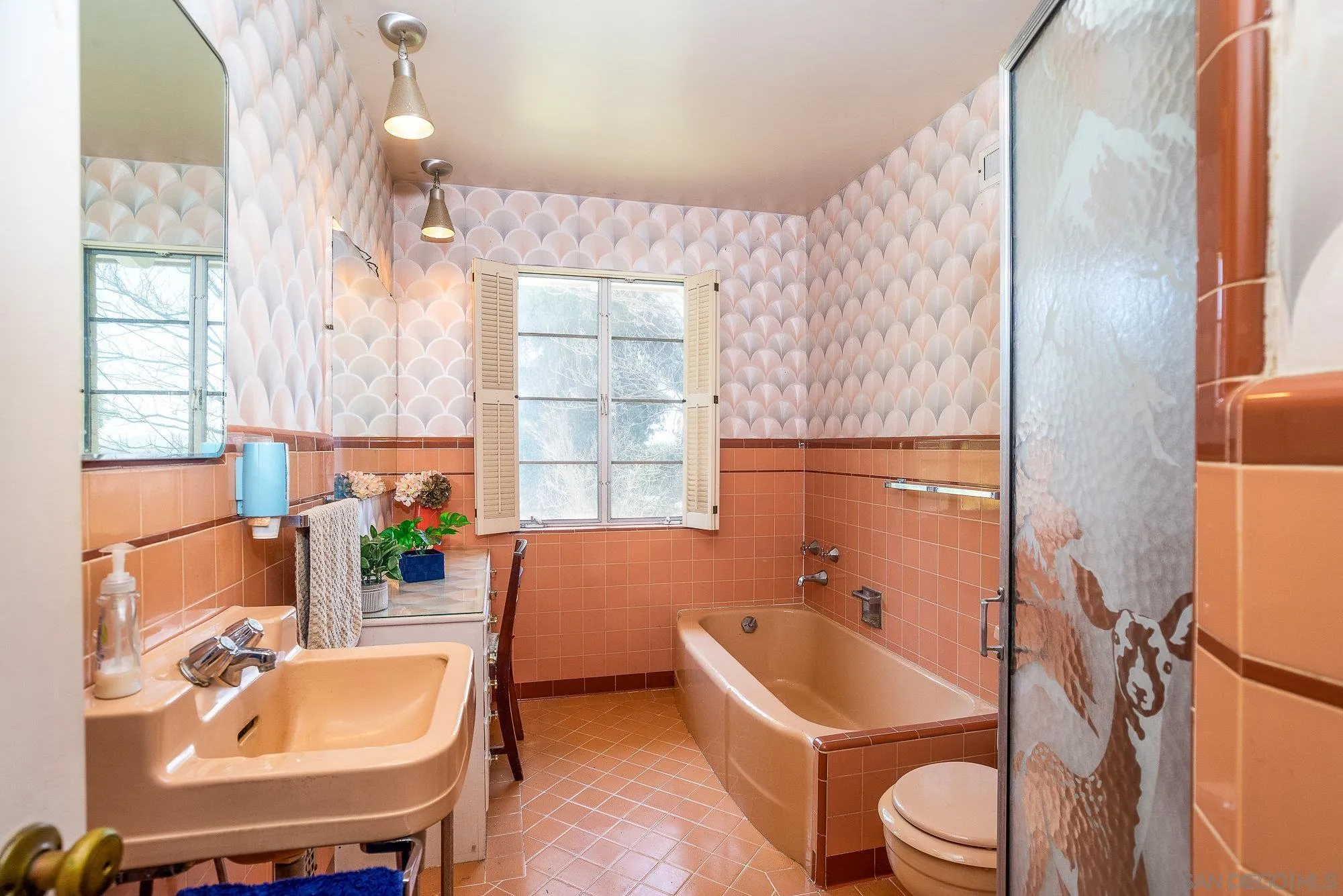 La Mesa, California 91941, United States, 2 Bedrooms Bedrooms, ,2 BathroomsBathrooms,Residential,Active,159796