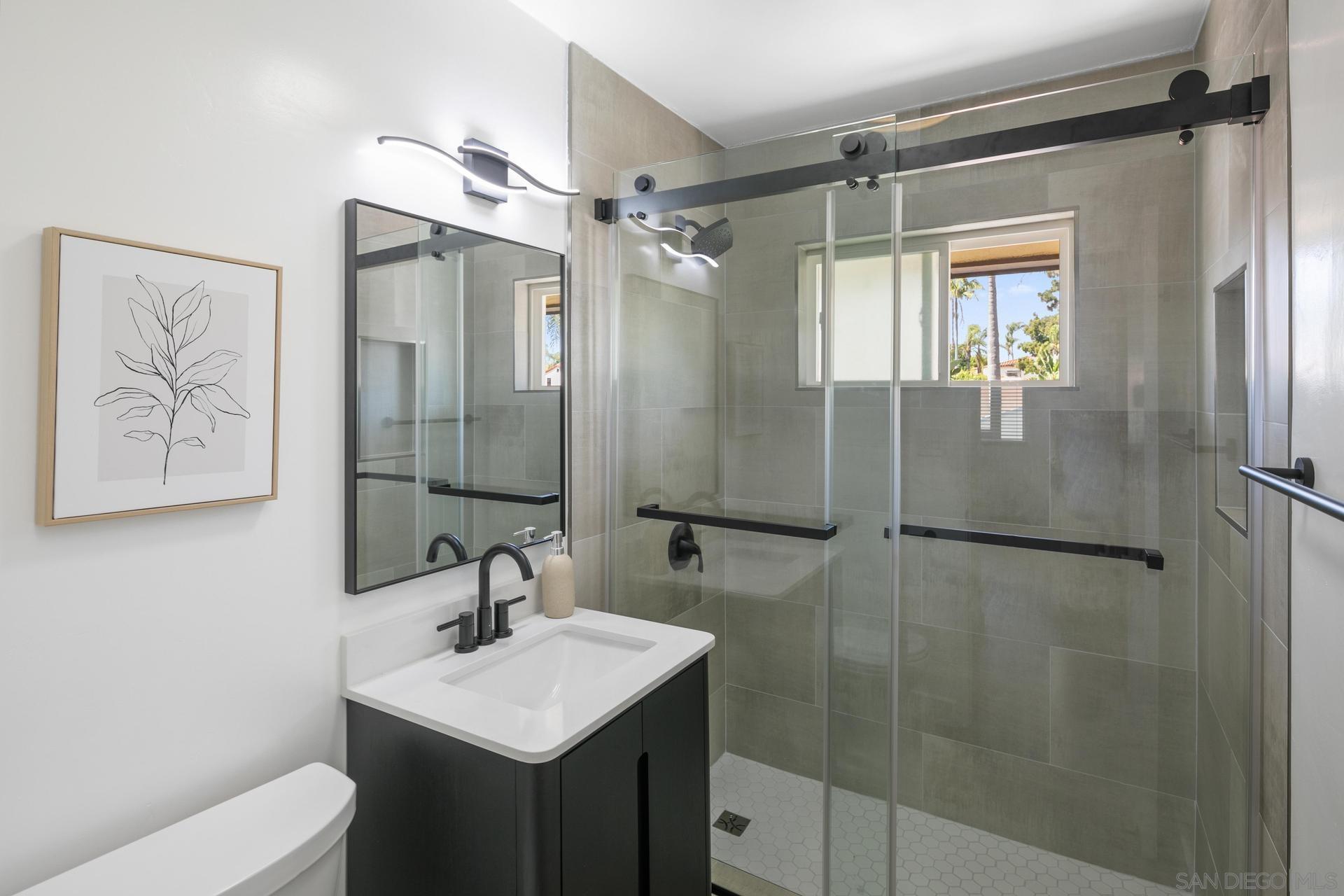 5110 1/2 Marlborough Dr