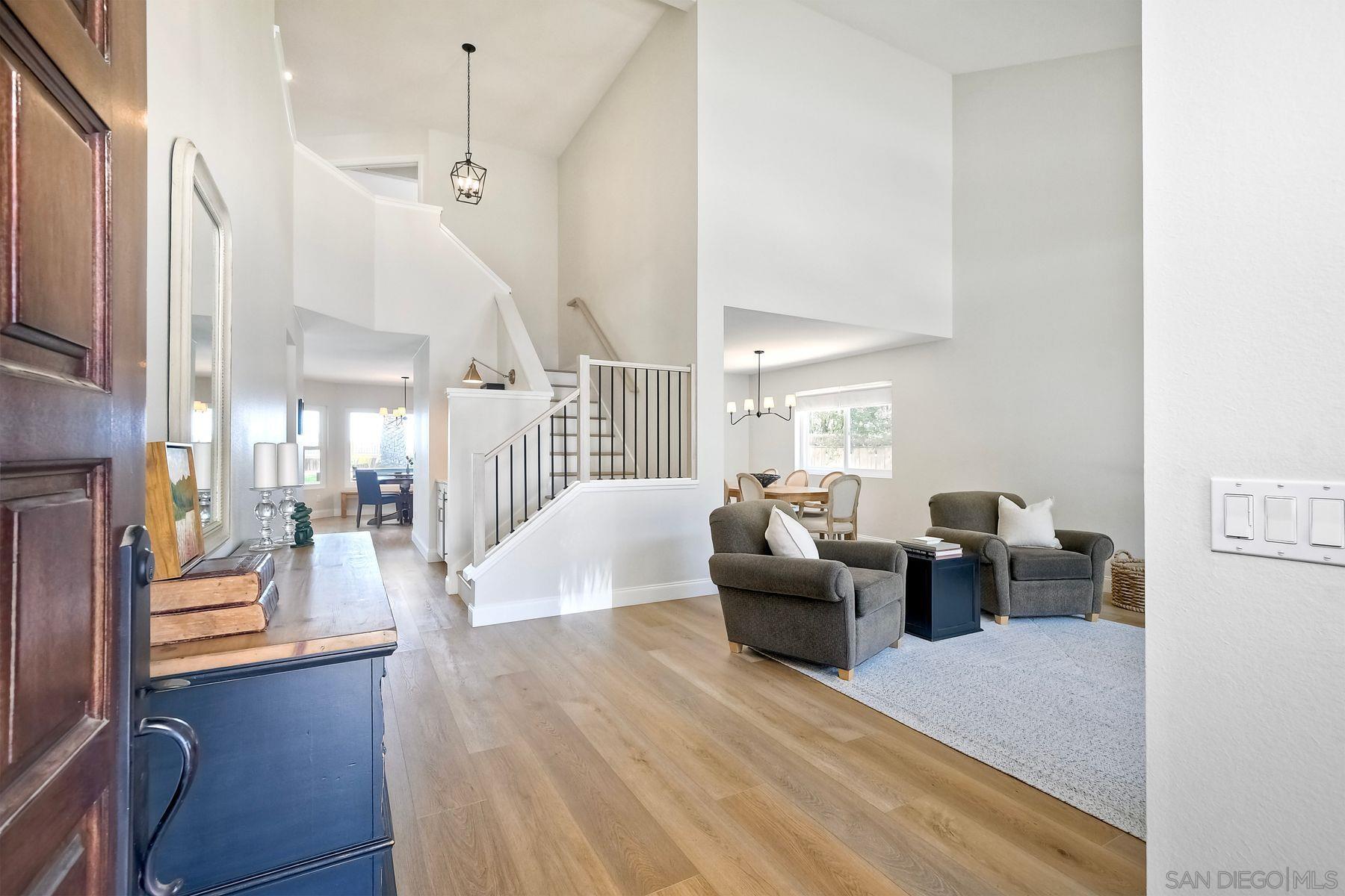 13205 Poway Hills Dr