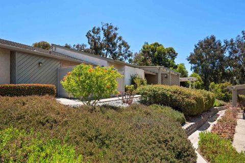 Townhouse in La Mesa CA 5653 Lake Murray Blvd.jpg