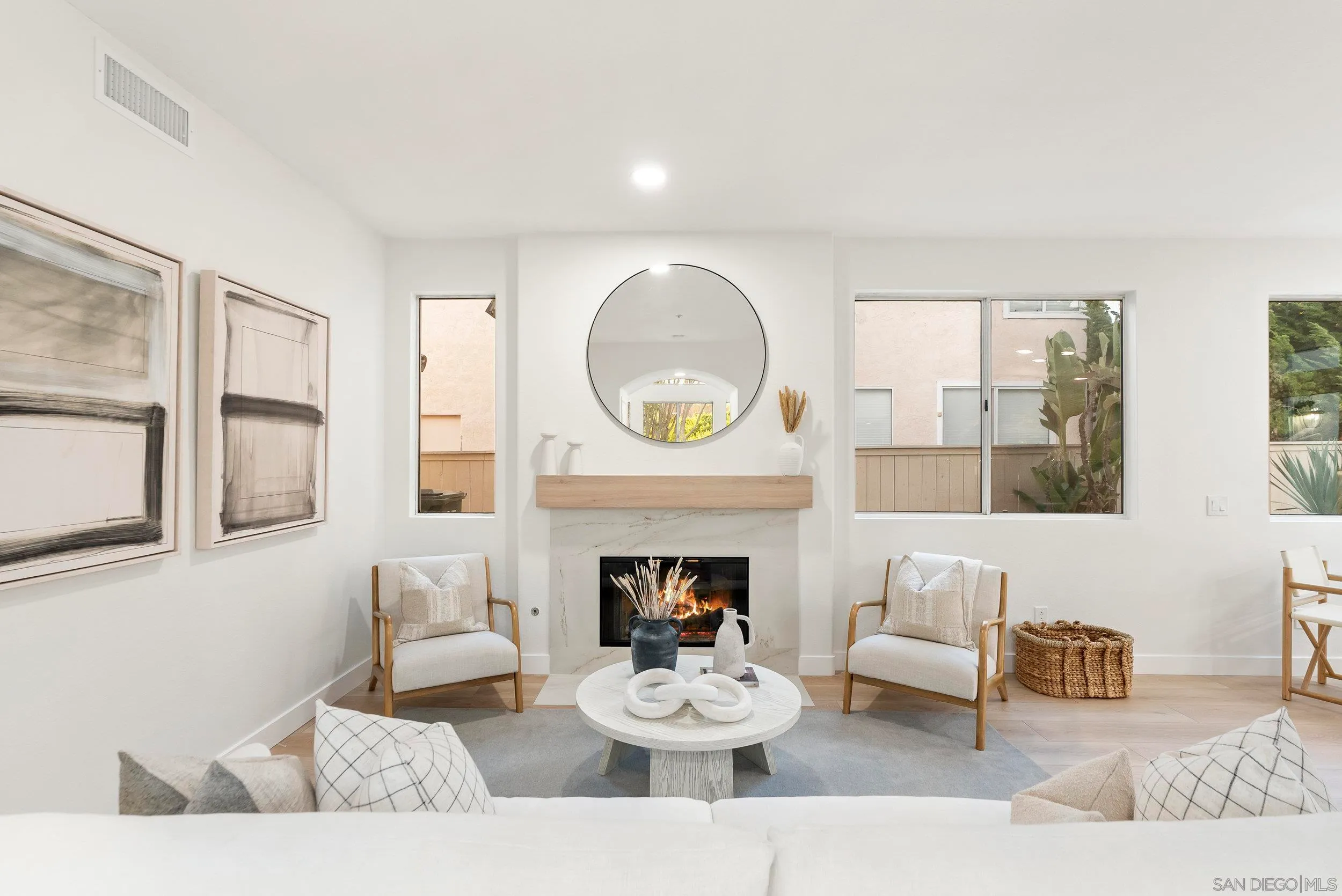 Escondido, California 92026, United States, 4 Bedrooms Bedrooms, ,3 BathroomsBathrooms,Residential,Active,107170