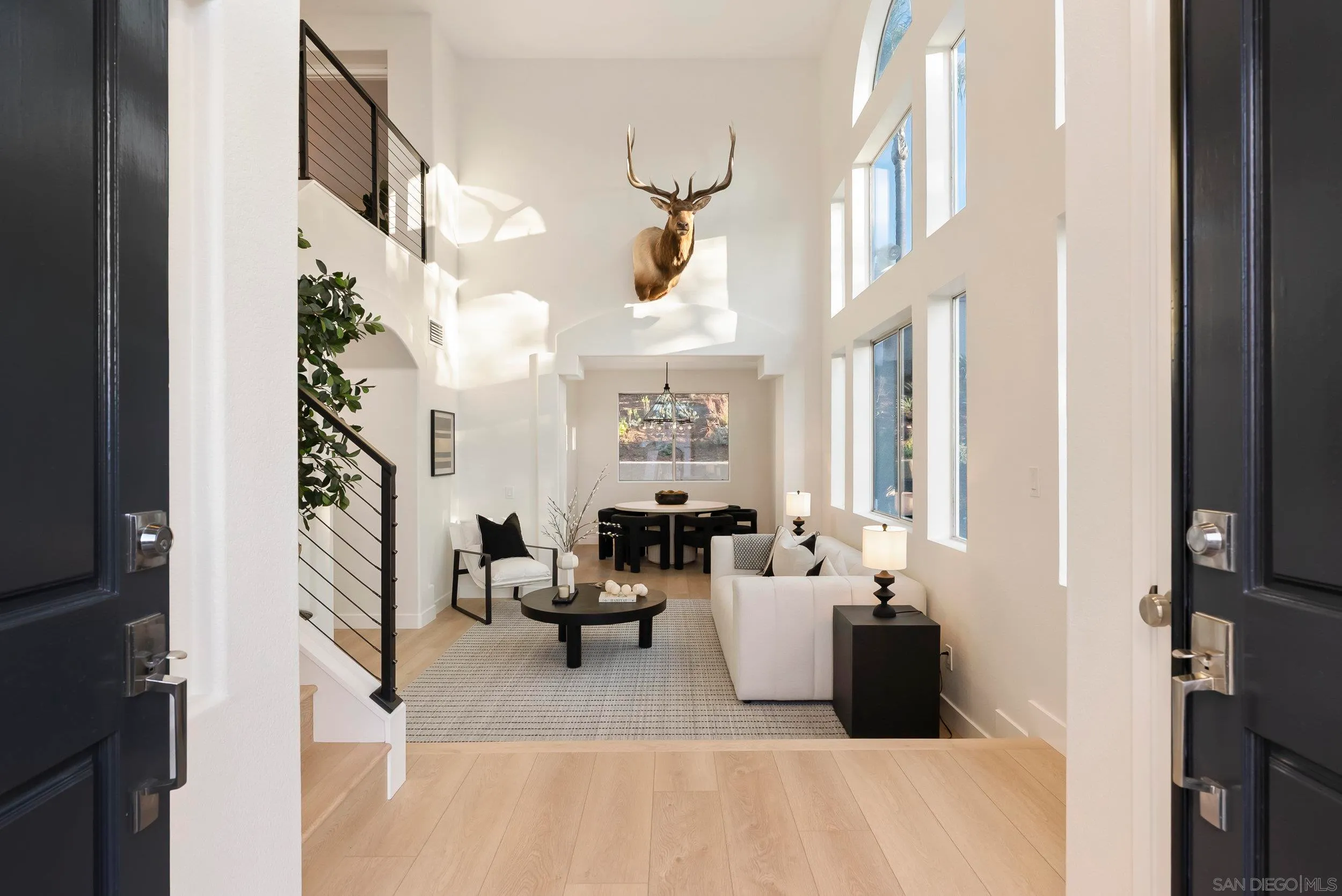 Escondido, California 92026, United States, 4 Bedrooms Bedrooms, ,3 BathroomsBathrooms,Residential,Active,107170