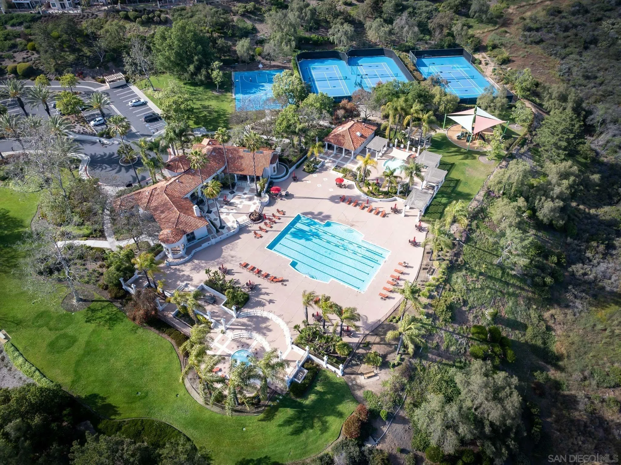 Escondido, California 92026, United States, 4 Bedrooms Bedrooms, ,3 BathroomsBathrooms,Residential,Active,107170