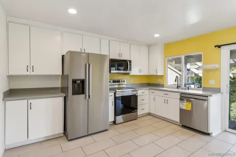 7700 Parkway Dr Unit 48, La Mesa, CA 91942 - #: 250025979