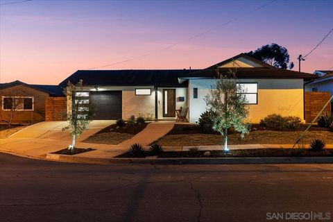 5166  Galt Way San Diego CA 92117