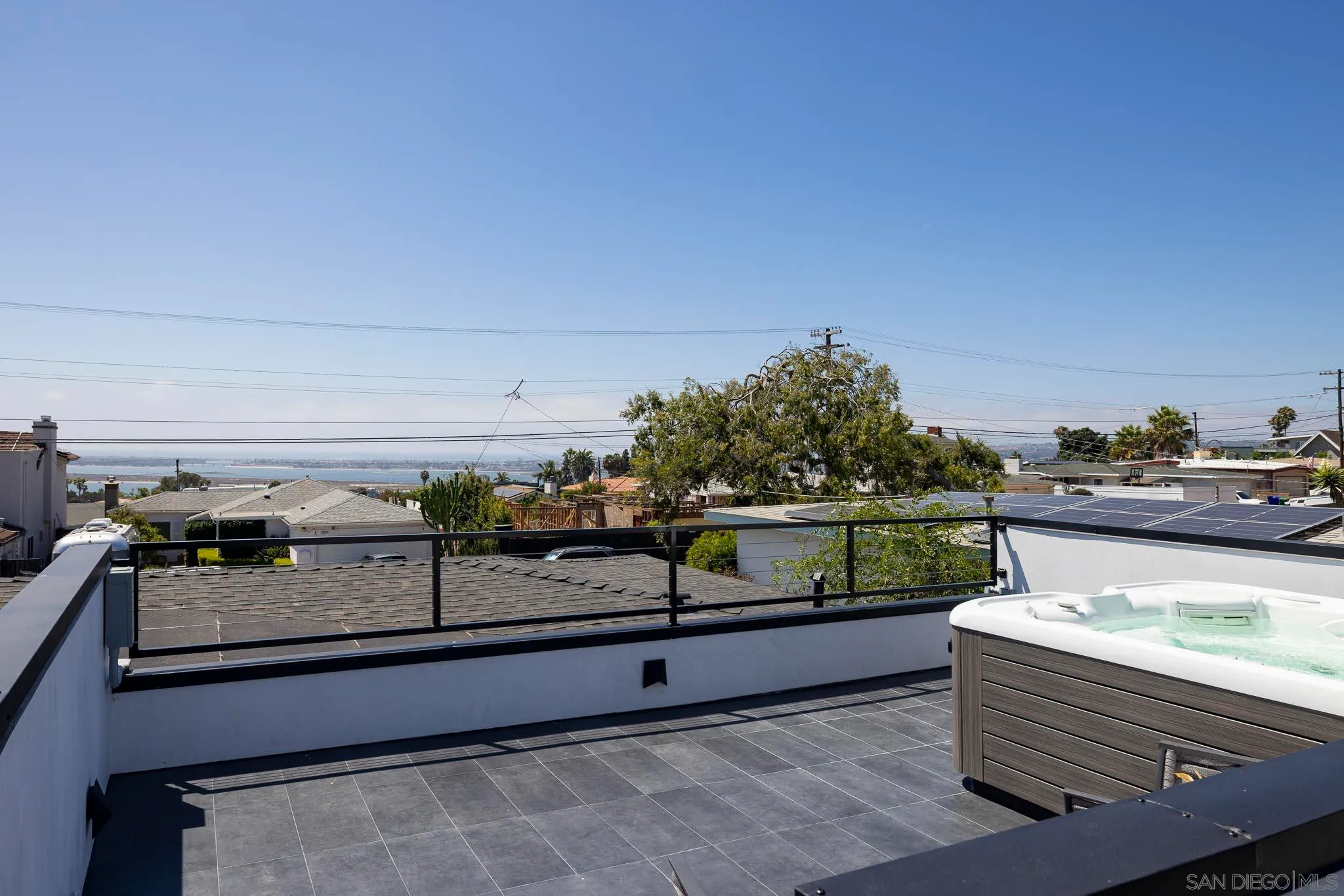 San Diego, California 92110, United States, 3 Bedrooms Bedrooms, ,2 BathroomsBathrooms,Residential,Pending,23003