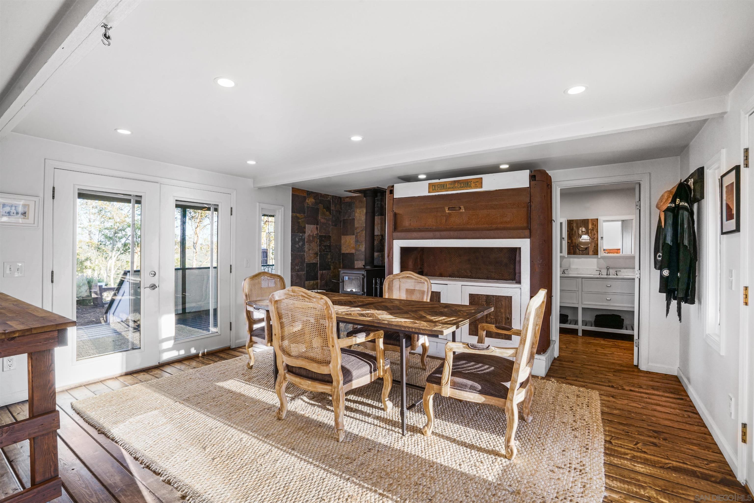 23898 Crown Hill Lane