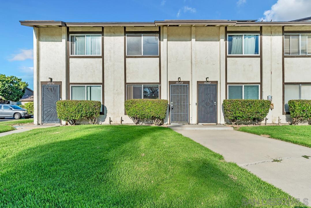 10258 Carefree Dr