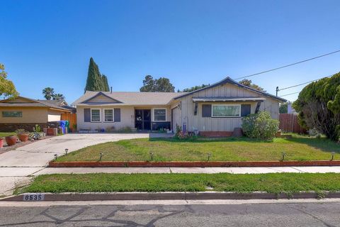 6535  Mount Albertine Court San Diego CA 92111