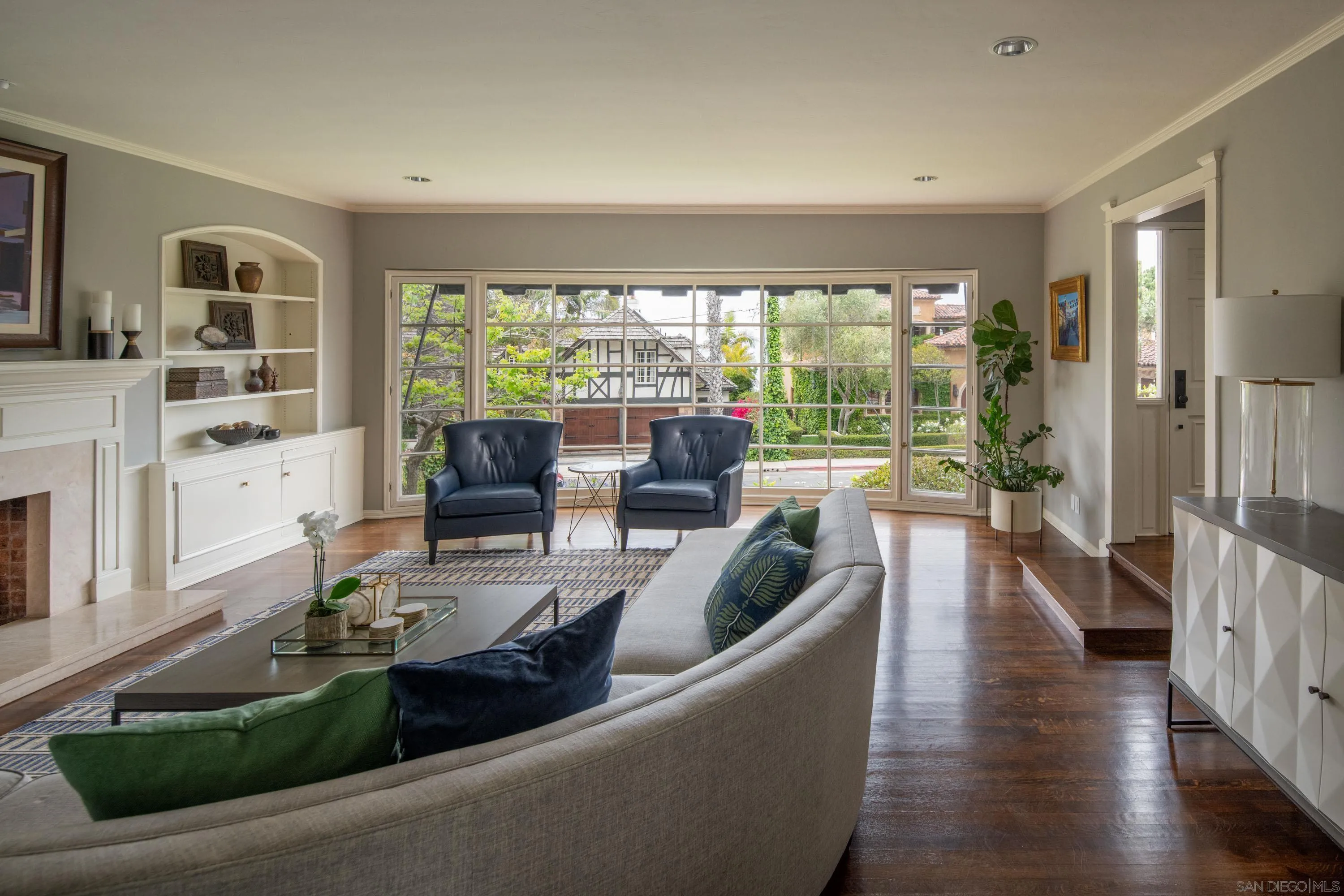 La Jolla, California 92037, United States, 3 Bedrooms Bedrooms, ,2 BathroomsBathrooms,Residential,Pending,137105