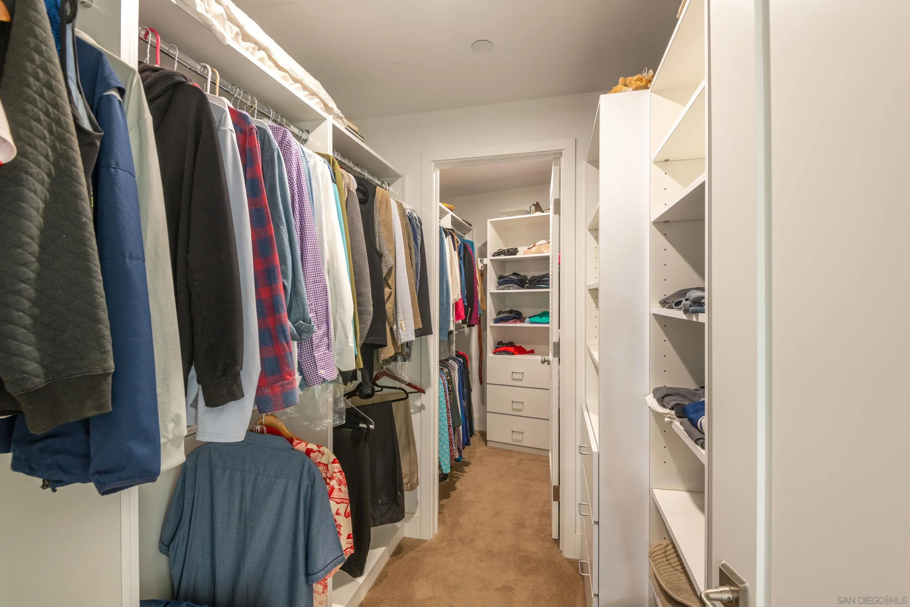 La Jolla, California 92037, United States, 2 Bedrooms Bedrooms, ,5 BathroomsBathrooms,Residential,Active,79270