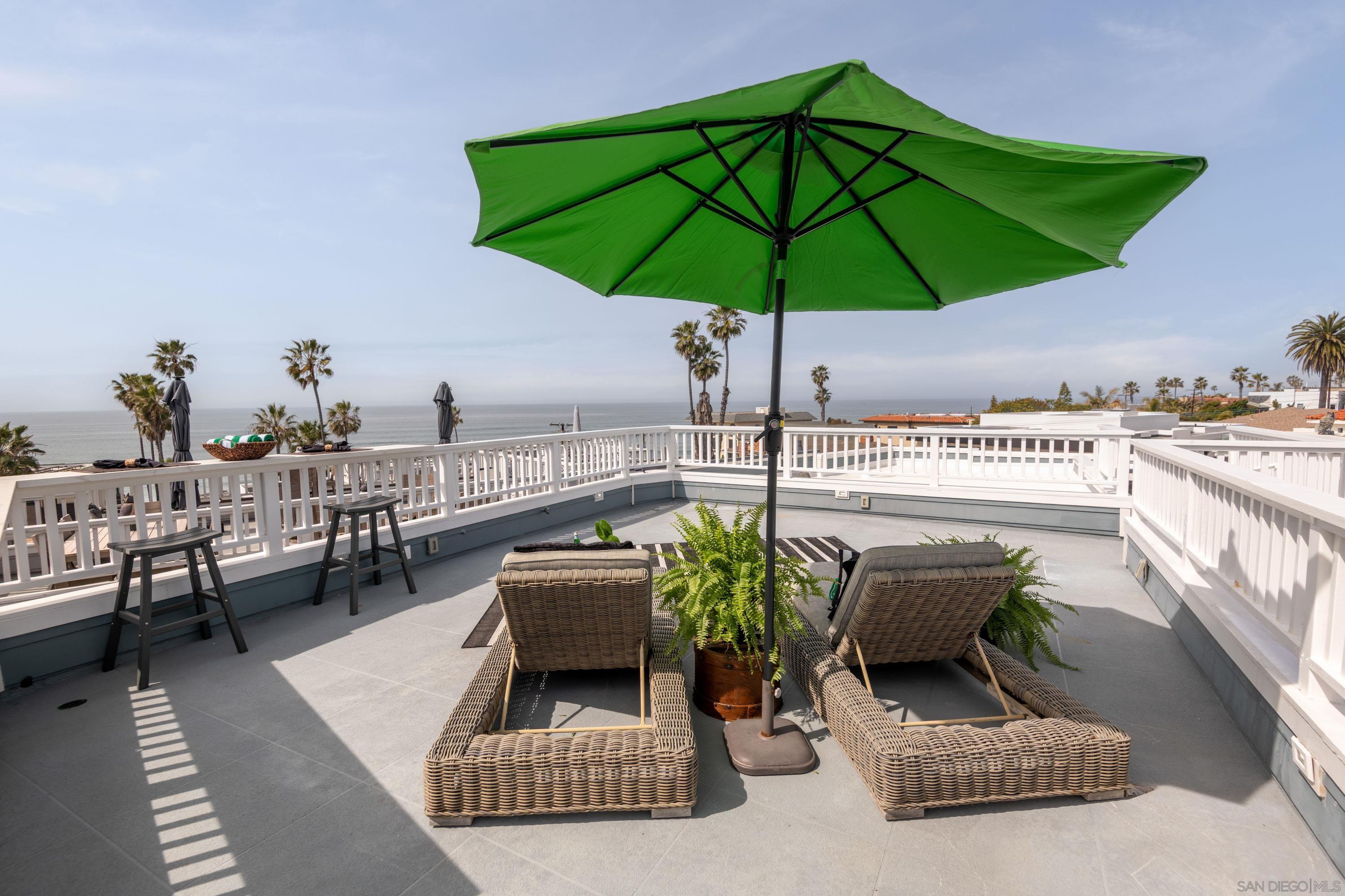 247-249 Playa Del Norte