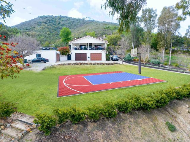 19950 Elfin Forest Ln