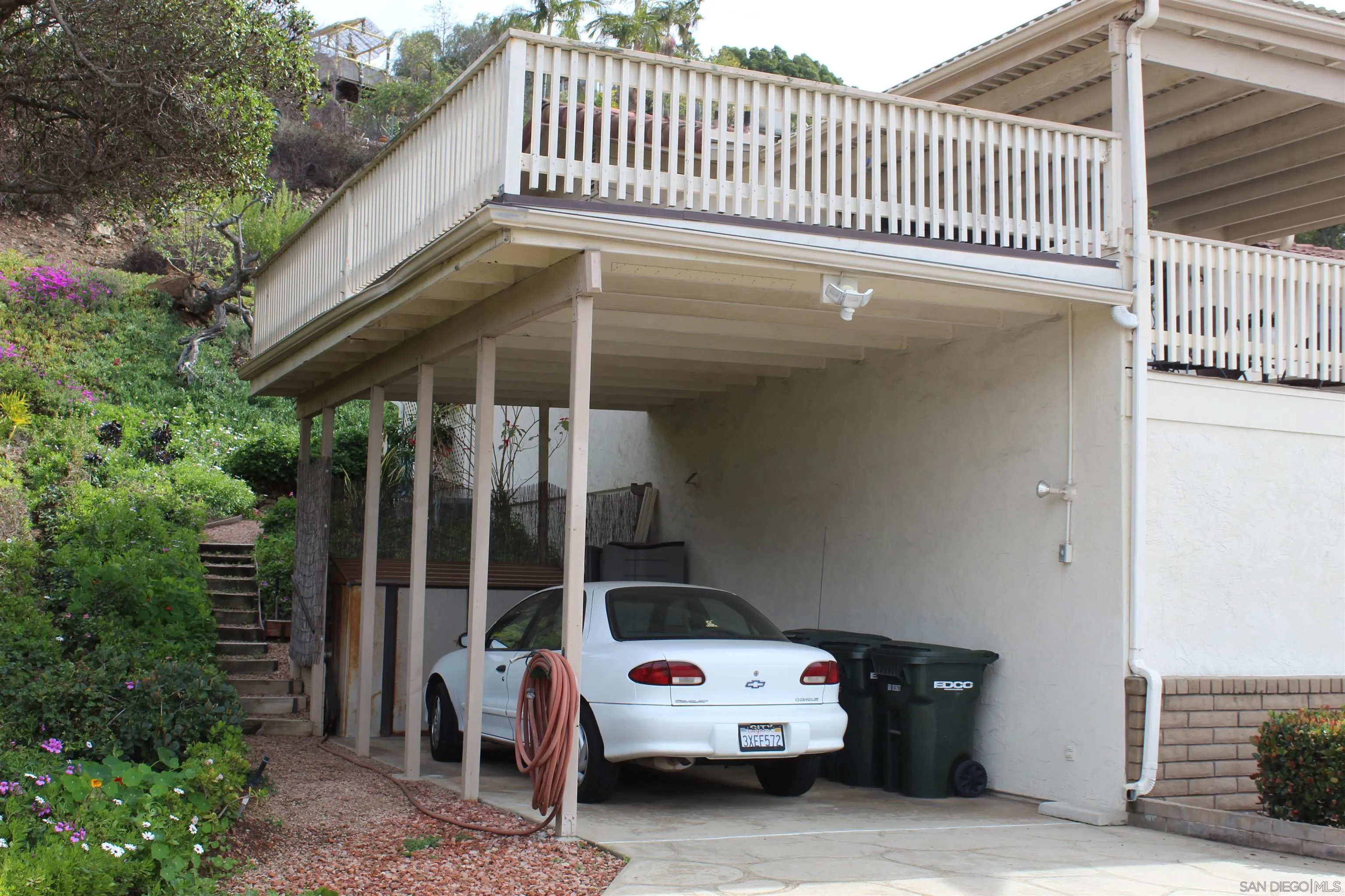 Spring Valley, California 91977, United States, 2 Bedrooms Bedrooms, ,2 BathroomsBathrooms,Residential,Pending,3136