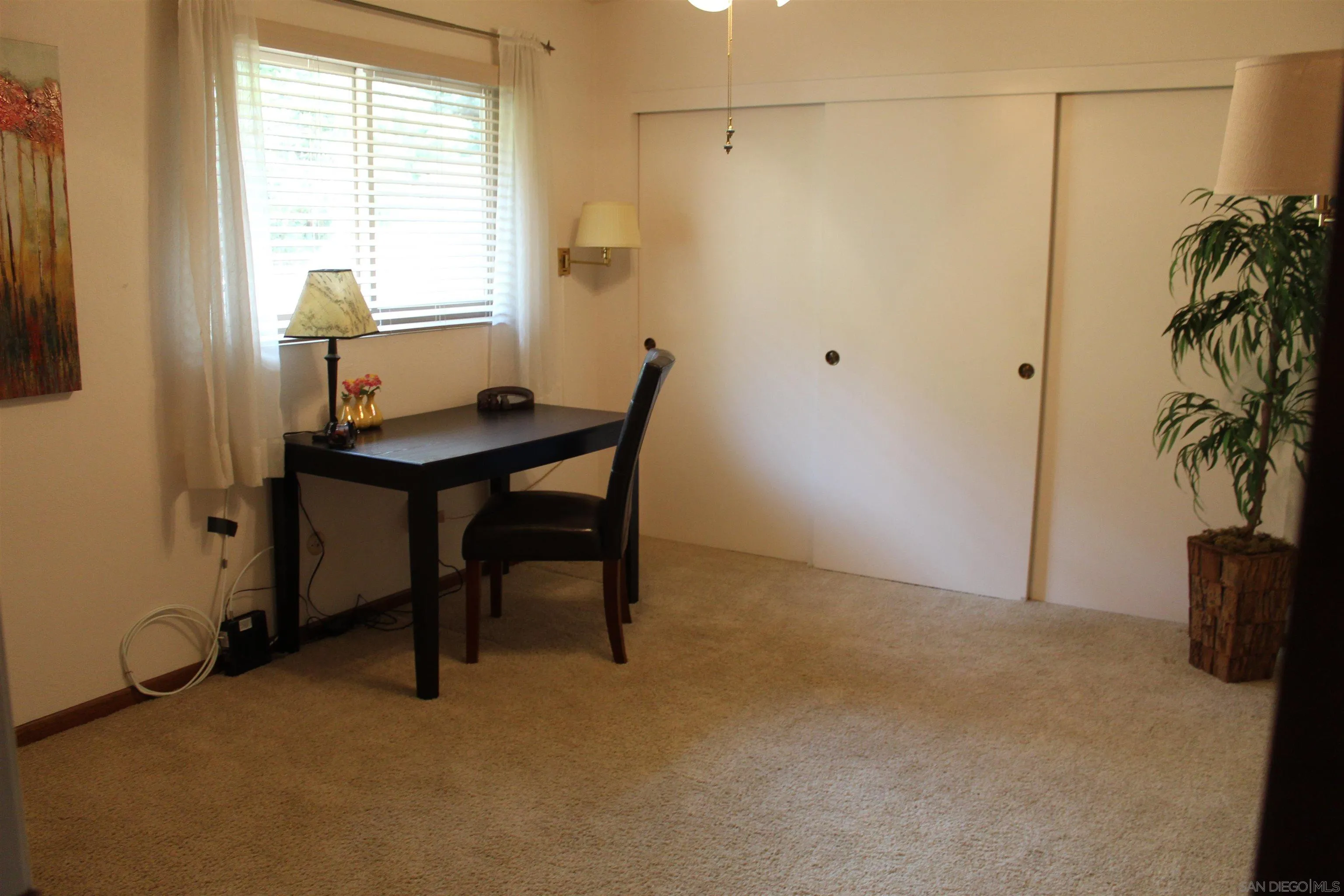 Spring Valley, California 91977, United States, 2 Bedrooms Bedrooms, ,2 BathroomsBathrooms,Residential,Pending,3136