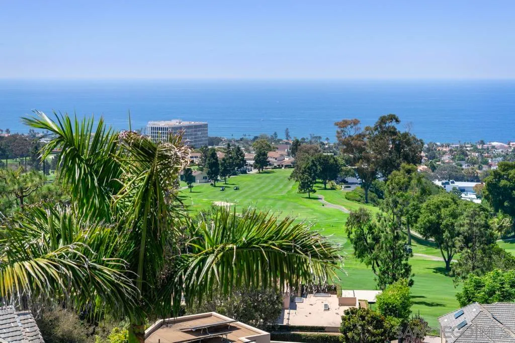 La Jolla, California 92037, United States, 6 Bedrooms Bedrooms, ,6 BathroomsBathrooms,Residential,Active,81007