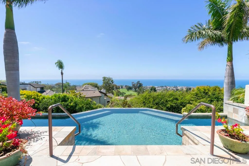 La Jolla, California 92037, United States, 6 Bedrooms Bedrooms, ,6 BathroomsBathrooms,Residential,Active,81007