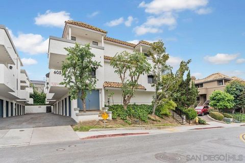 Condominium in San Diego CA 6055 Estelle St.jpg