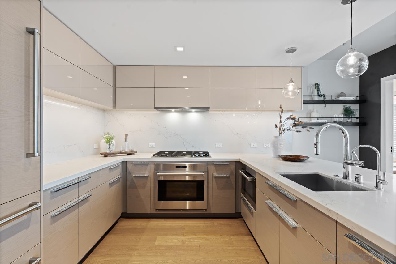888 W E St 1603