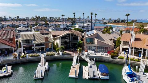 Single Family Residence in Coronado CA 16 Blue Anchor Cay Rd.jpg