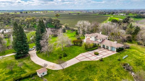 24943 N McIntire Road Clements CA 95227