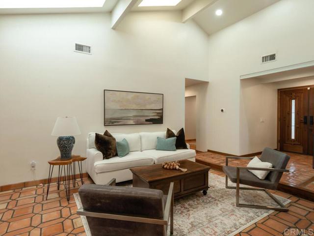 10205 Pinetree Drive