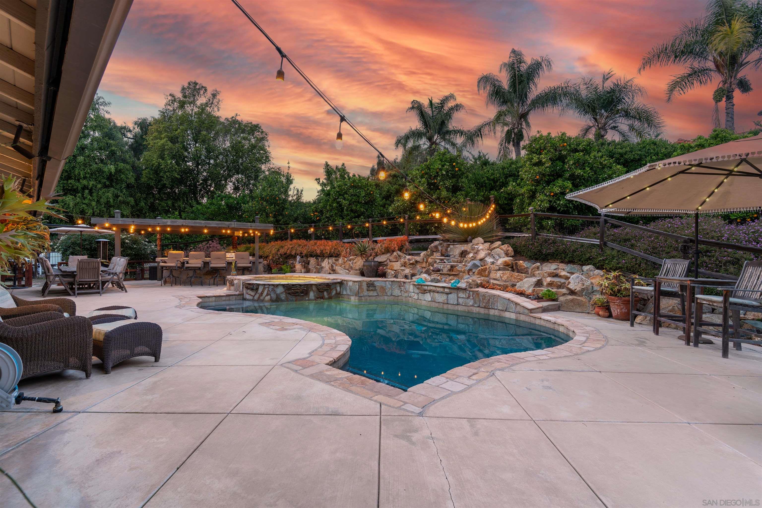 1045 Capra Way