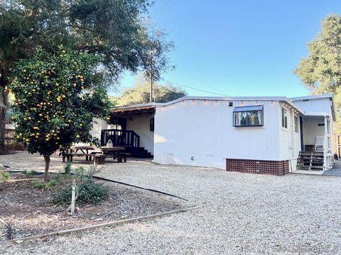 20135  Elm Ln Escondido CA 92029